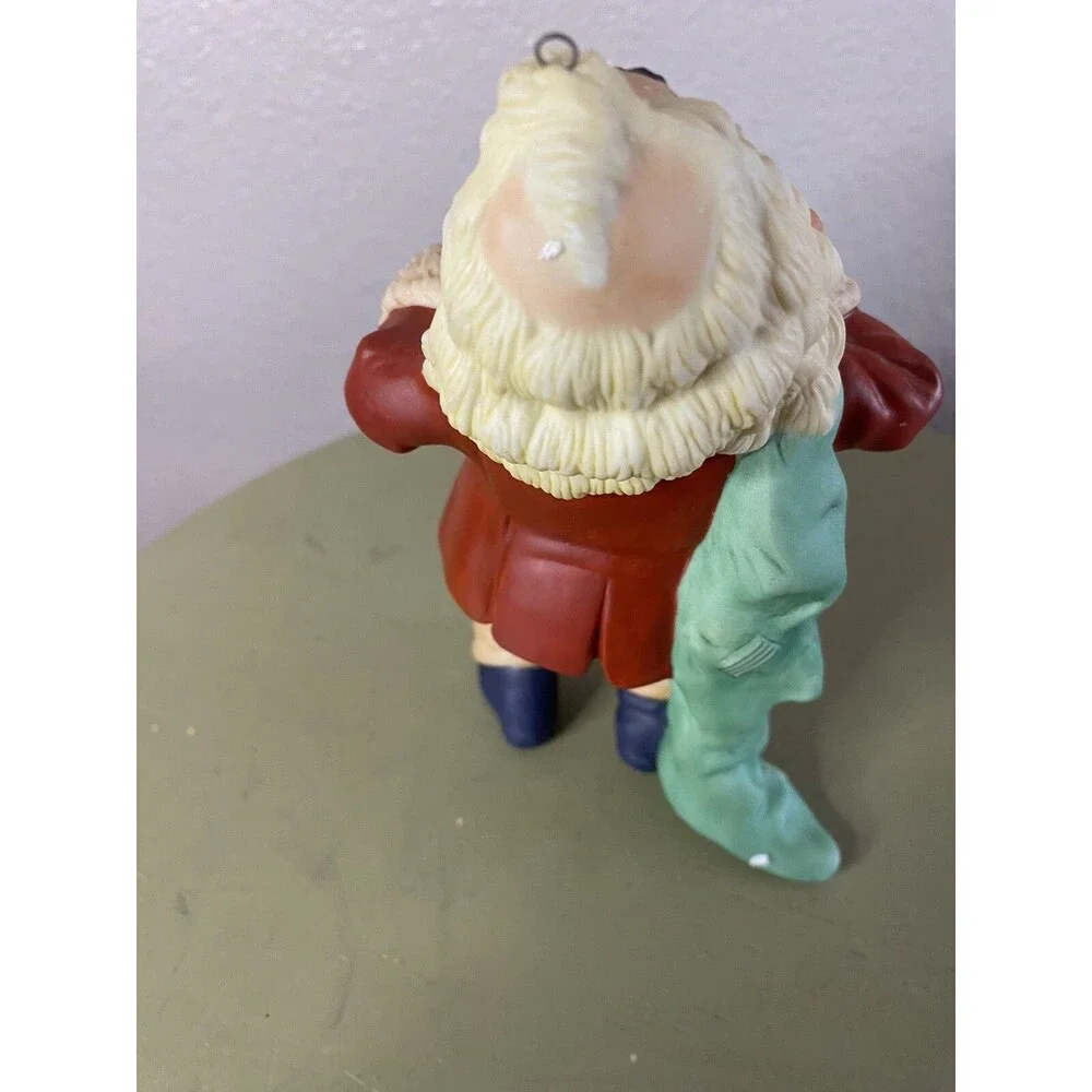 Favorite Santa Hand Painted Special Edition Hallmark Keepsake Ornament Vtg. 1987